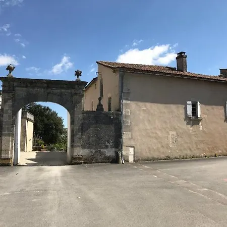 Le Milieu Chai, Chateau De
