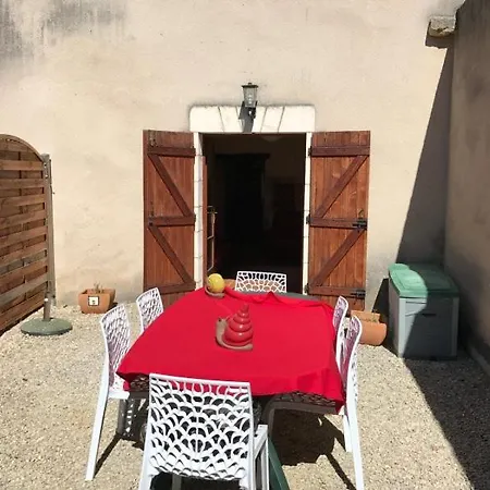 Le Milieu Chai, Chateau De *